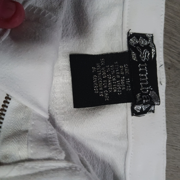 SMITH White Jean Shorts Clean Design - Picture 3 of 7